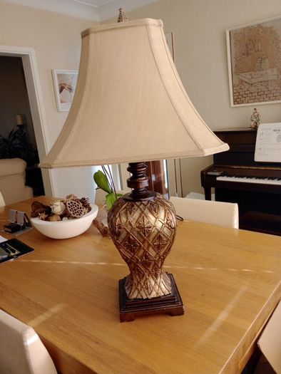 Vintage style lamp