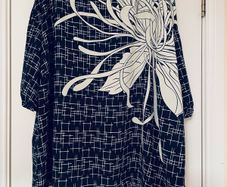 Carolyn Donnelly Top Navy Size 16