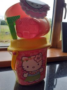 New Hello Kitty Sand Bucket Set