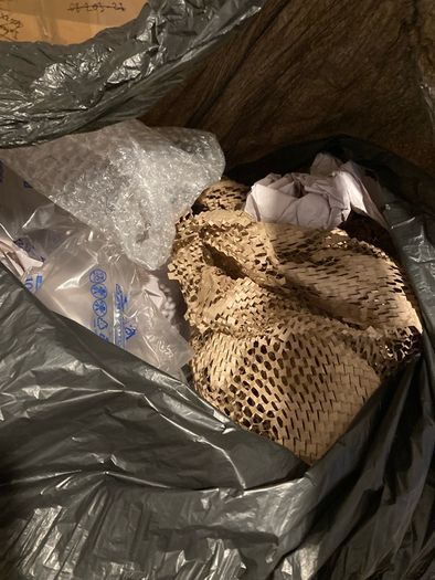 Free moving boxes and packing material