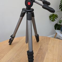 Manfrotto Compact Aluminium Tripod