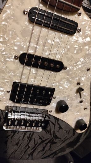 Cort G210