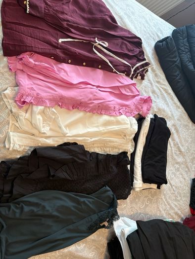 womens clothing bundle (most size 22)