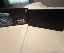 Gigabyte Radeon RX 9060 XT 8GB (Like New)