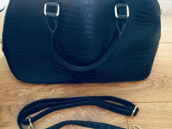 Monsoon Ladies Leather Cross Body Bag