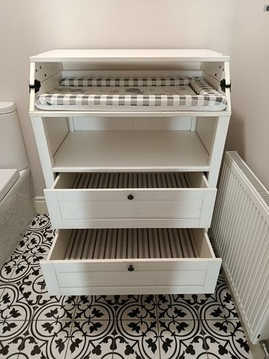 IKEA sundvik changing table