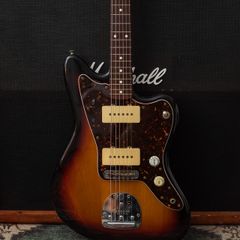 Fender Jazzmaster JM66 2010-2012 - 3-Tone Sunburst