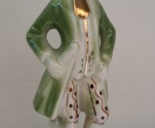Gentleman figurine green and gold