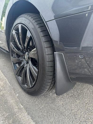 232 Land Rover Range Rover Sport D300