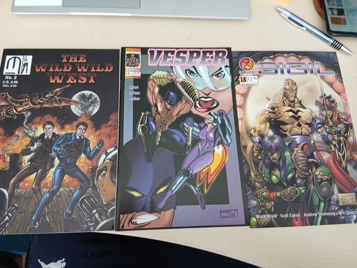 over 30 independent comics