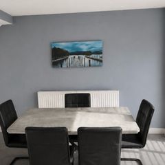 Dining table and 6 leather chairs