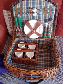 Picnic basket
