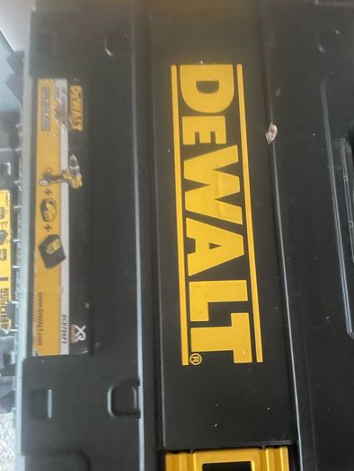 Dewalt boxes