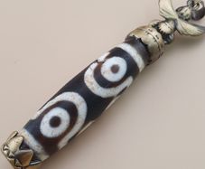 Vintage 6 Eyes Hiamalyan Tibetan Agate Bead Brass Pendant
