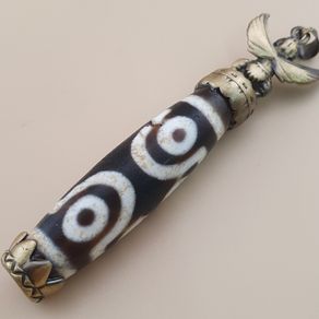 Vintage 6 Eyes Hiamalyan Tibetan Agate Bead Brass Pendant