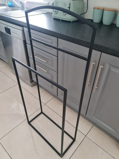 Towel Rack