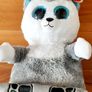 BNWT TY Peek A Boos Scout The Husky Dog Phone Holder Plush 6" Image 2