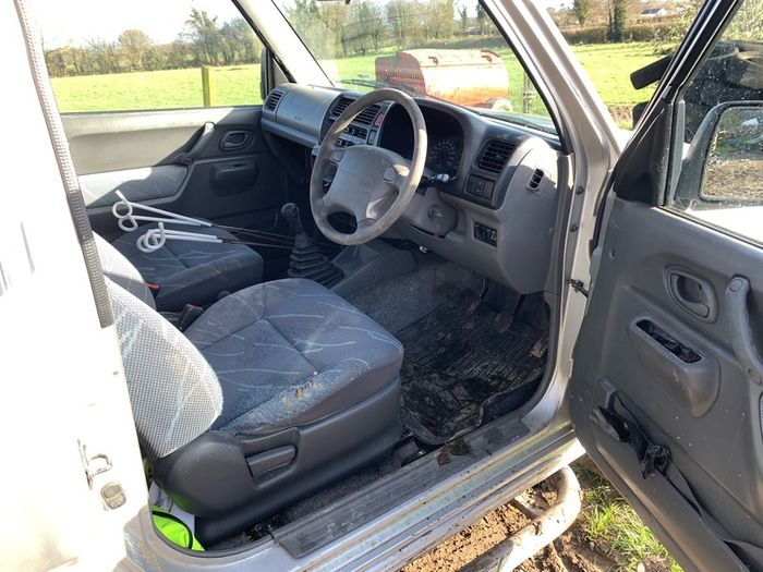 Suzuki jimny 4x4 for farm or off road only