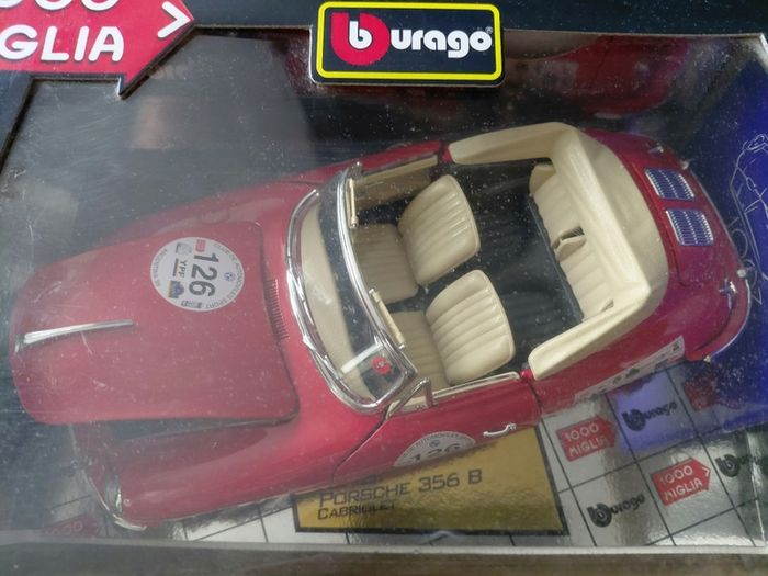 Burago 1971 Porsche 1:18 scale in box
