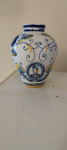 vases
