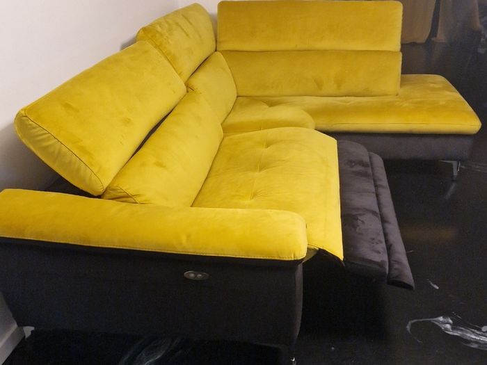 Corner sofa