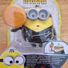 BRAND NEW Minions: The Rise of Gru Stone Tossing Otto Action Figure