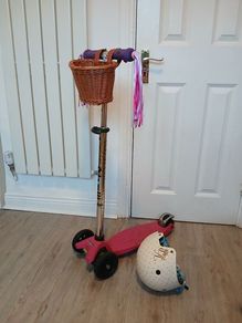 Large Micro scooter with basket + helmet up to 50 kg