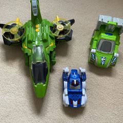 3x transformers  switch and go dino witch sounds and lights   Excellent condition like new  Perfect working order