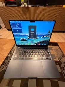 Macbook Air M2 // 8gb Ram // 256gb Ssd