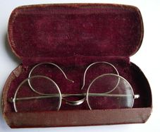 Antique wire rimmed glasses, Ben Franklin style, 1800s,With Original Case