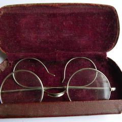 Antique wire rimmed glasses, Ben Franklin style, 1800s,With Original Case