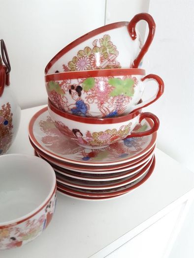 Beautiful Vintage Asian Tea Set