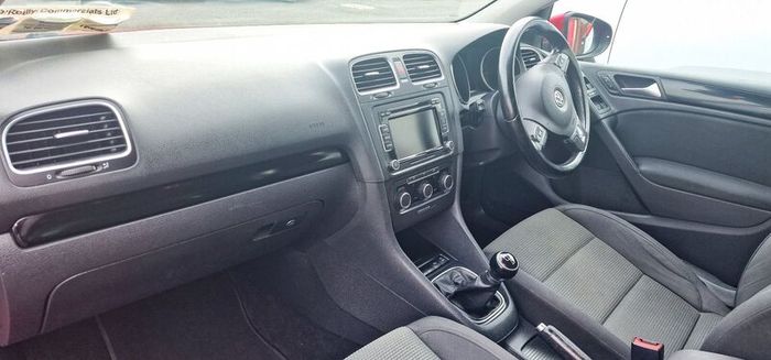 VW Golf 2011  1.6 TDI  Excellent Condition