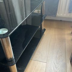 Tv stand (suit up to 55inch tv)