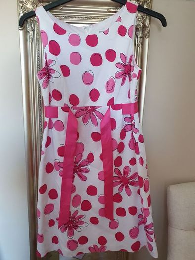 Beautiful size 10 BN white & pink dress