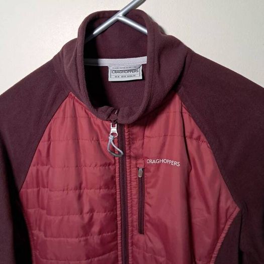 Craghoppers ladies fleece Size 18 ptp 25" Burgundy 3 zip pockets in excellent condition