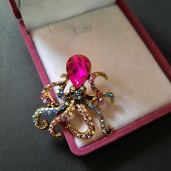 Rhinestone & Crystal Gold Tone Octopus Brooch Pin Badge Steampunk Style Jewelry