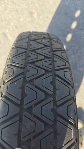 Car tyre