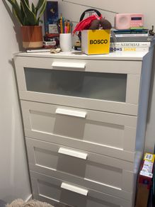White 4-drawer chest with frosted glass top drawer