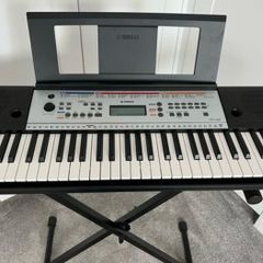 Yamaha YPT-260 Keyboard, Stand & Stool
