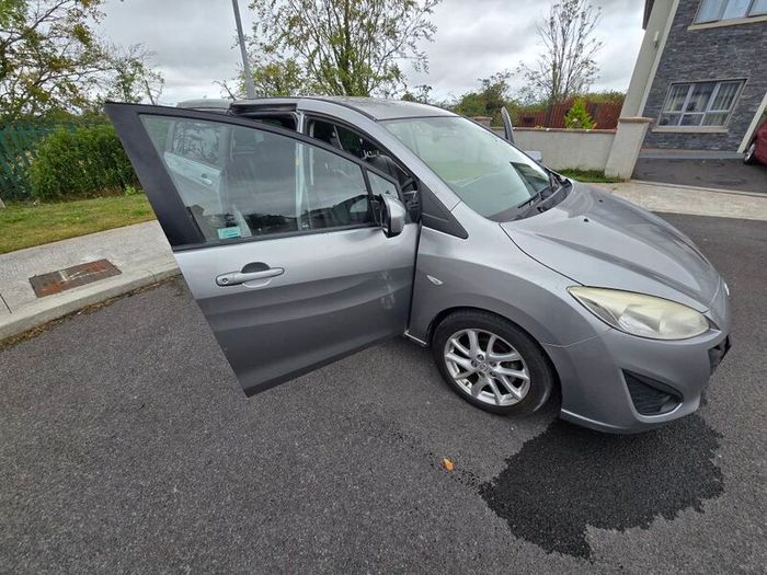 2015 Mazda Premacy