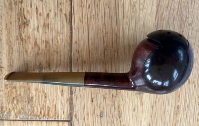 vintage hurricane tobacco pipe