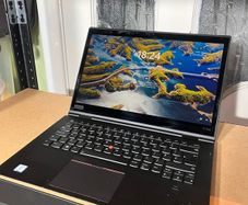 Lenovo ThinkPad X1 Yoga G3 14" WQHD Touchscreen i7-8565U 16GB RAM 256GB SSD Win 11 Pro