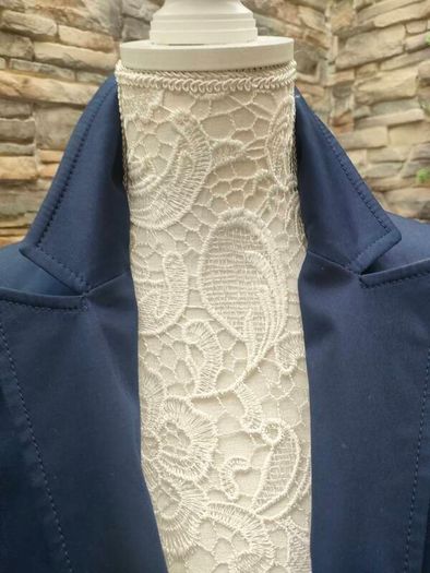 Tommy Hilfiger classic Blazer Navy with gold button detail size 8 Postage included
