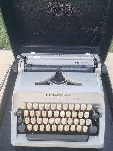 Vintage German Scheidegger Typomatic TMS typewriter