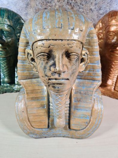 cast concrete Egyptian Pharoah Tutankhamun King Tut statue indoor outdoor ornament garden patio porch conservatory