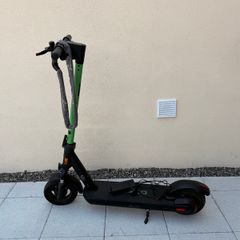 Loco Motion Pro e-scooter