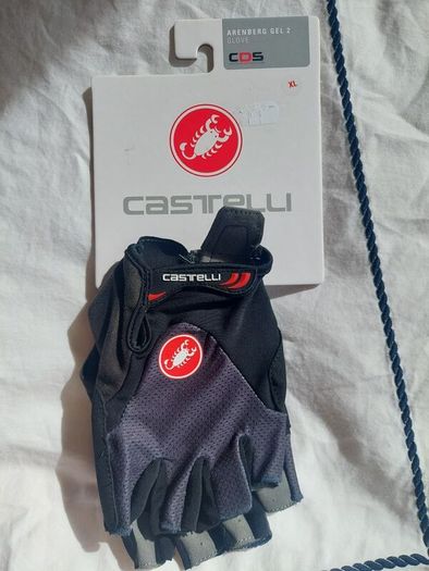 Castelli gloves  / Mitts