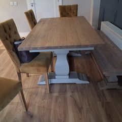 Table bench and 4 chairs