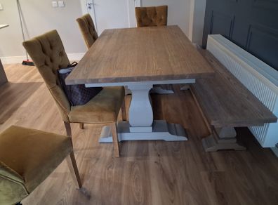 Table bench and 4 chairs